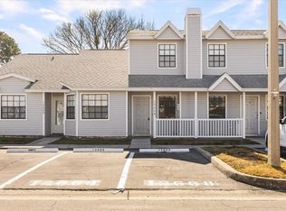 12668 Castle Hill Dr, Tampa, FL 33624