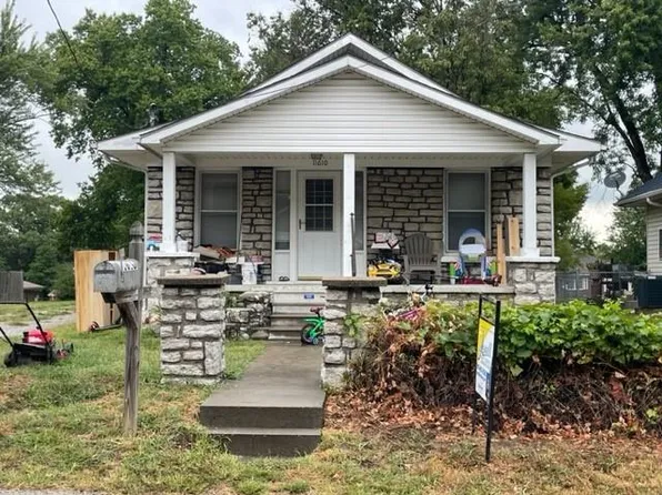 11610 Hackett St, Sugar Creek, MO 64054