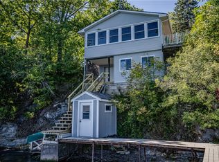 907 Serenity Rd, Penn Yan, NY 14527