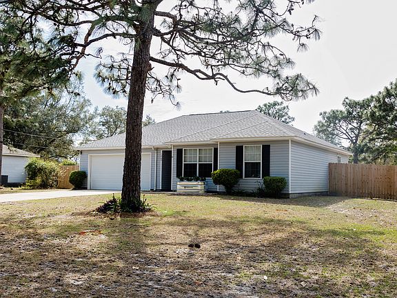 2nd image of 1843 Pelican Ln