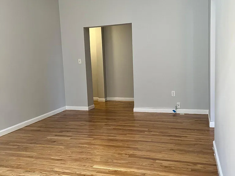 22 High St #4 — Photo 2
