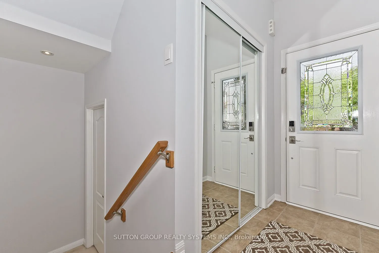 3 bed, $3,200 — Photo 4