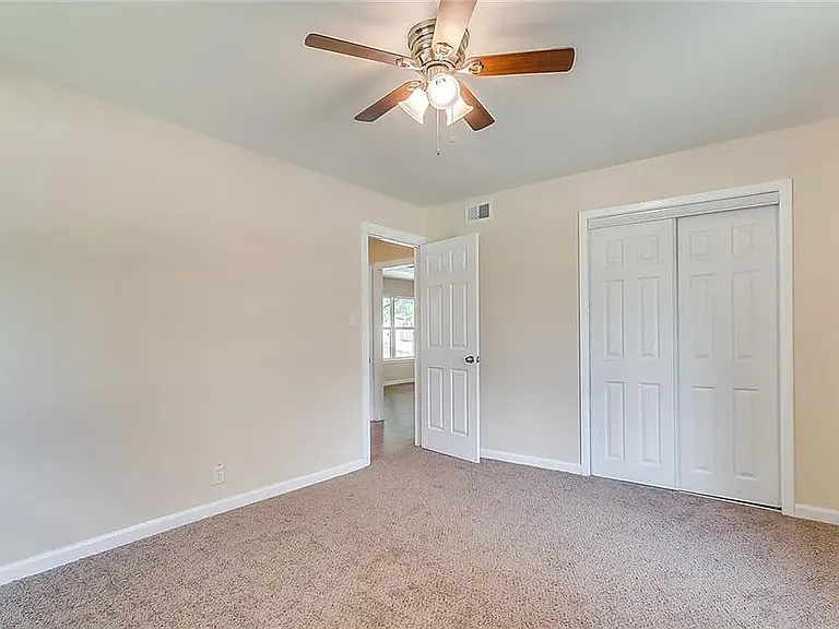 2709 New York Ave — Photo 19