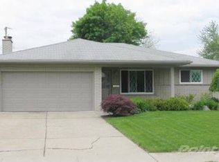 35669 Impala Dr, Sterling Heights, MI 48312