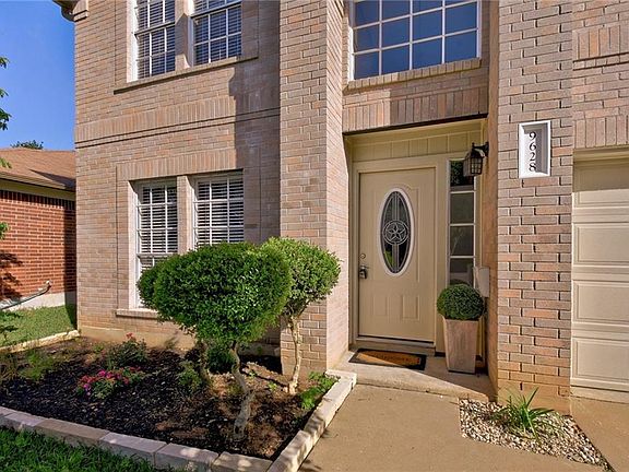 3rd image of 9628 Copper Creek Dr