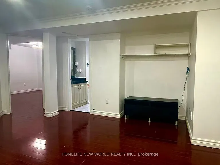 84 James Edward Dr #BASEMENT — Photo 6