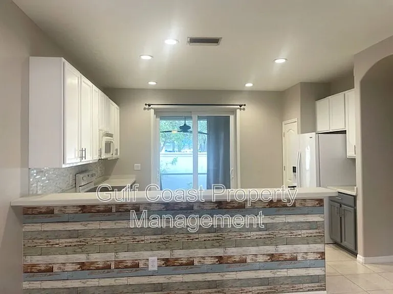 1457 Daryl Dr — Photo 6