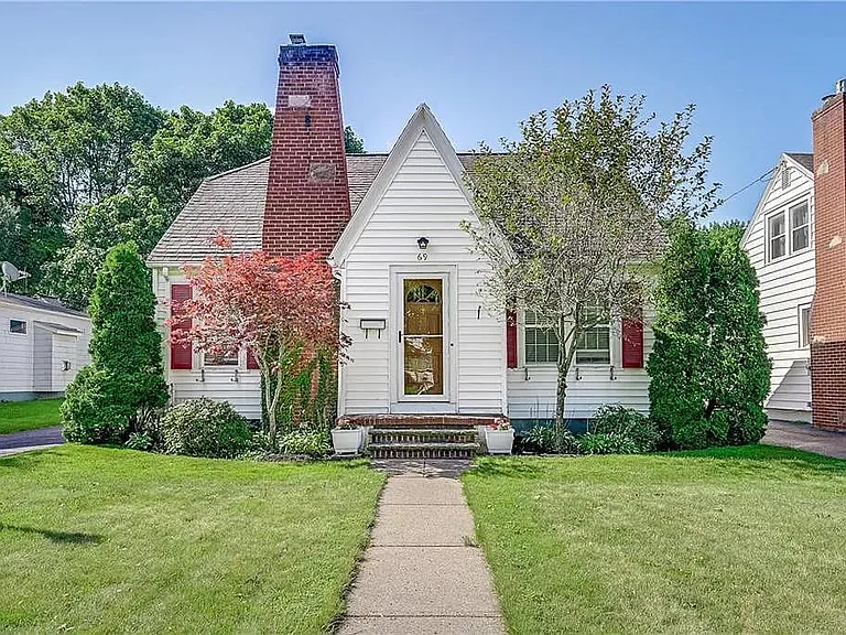 69 Winstead Rd — Photo 25