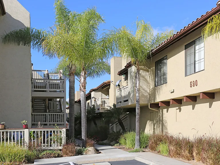 Pebblecreek Apartments — Photo 7