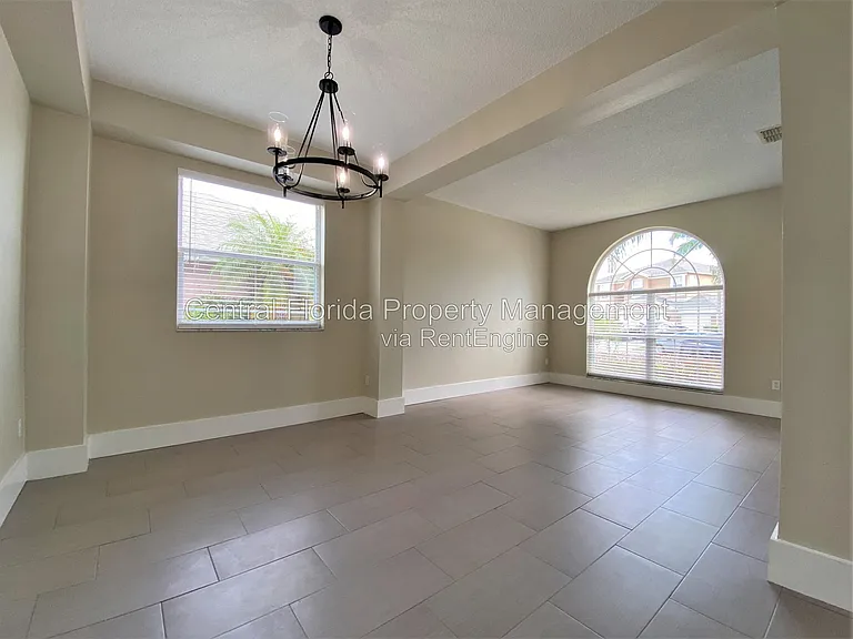 4115 Andover Cay Blvd — Photo 5