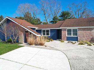 404 Leenie Ln, Linwood, NJ 08221