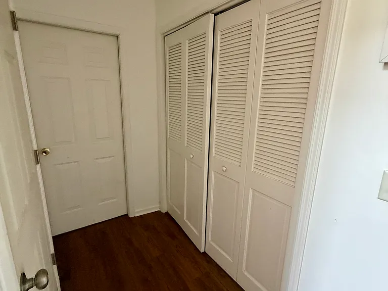 65 Linden St #2 — Photo 10