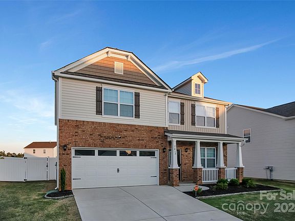 3rd image of 7613 Nolen Farm Dr