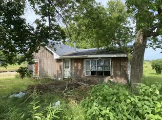 9746 Main St, Clifford, MI 48727