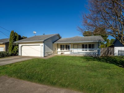 3500 Hawthorne Ln, Tillamook, OR, 97141