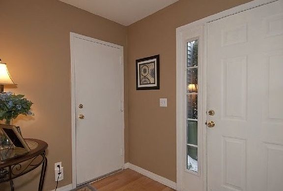 3rd image of 1305 Sara Cir