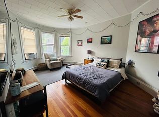 889 E 4th St #2, Boston, MA 02127