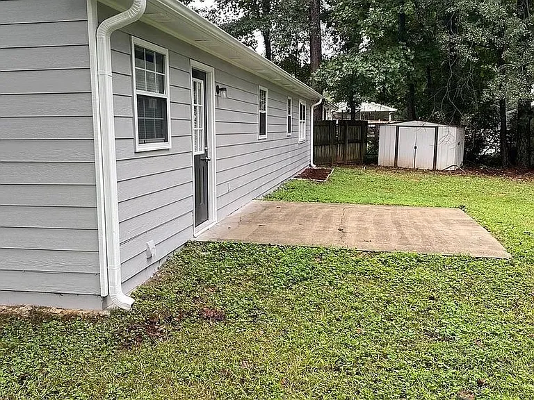 1658 Georgia Ave SW — Photo 10