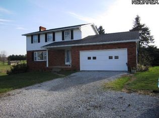31 E Britton Rd, Burbank, OH 44214