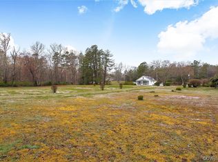 6322 White Oak Rd, Wilsons, VA 23894