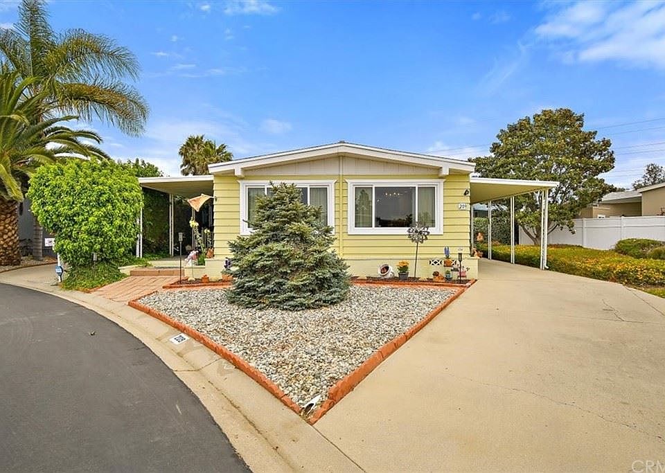 1st image of 209 Pollock Ln #209
