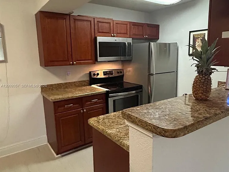 15551 SW 104th Ter #814 — Photo 10