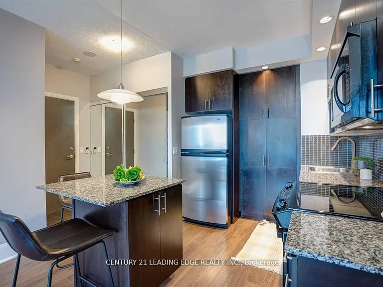 181 Wynford Dr #2001 — Photo 4