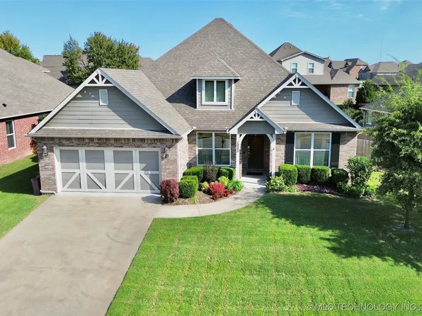 1005 S 71st St, Broken Arrow, OK 74014