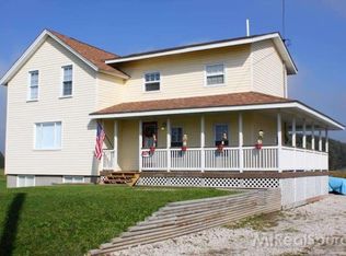 8176 Big Hand Rd, Columbus, MI 48063