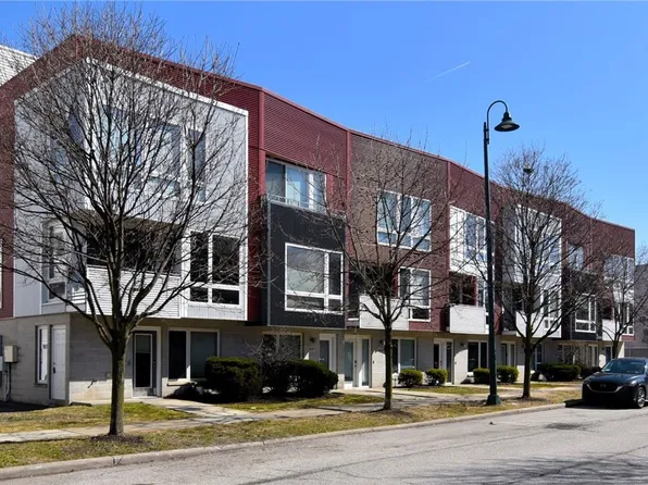 1261 W 74th, Cleveland, OH 44102