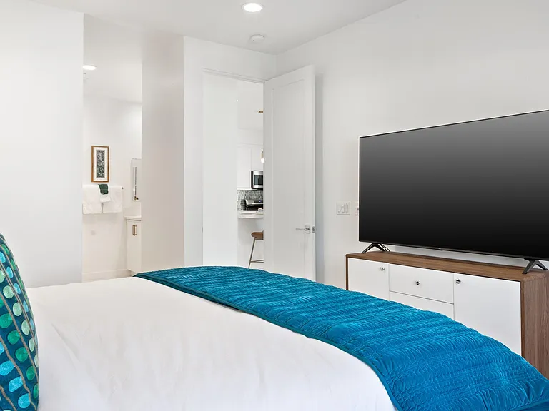 Master Suite 1