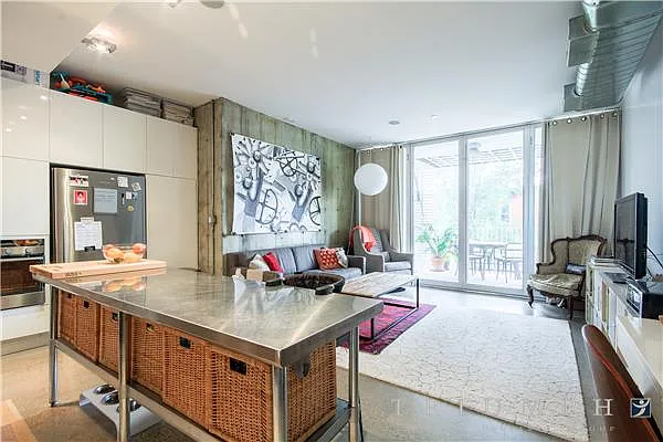 Sold by Triumph Property Group | media 22