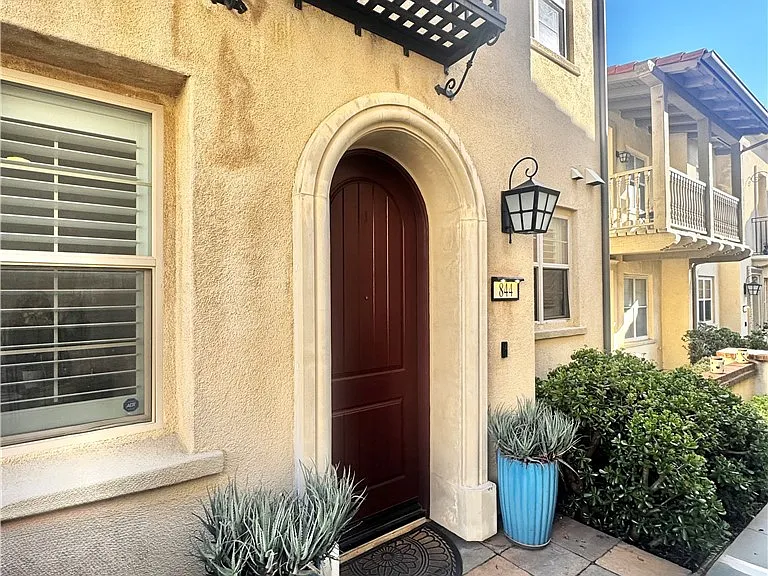 844 Citrus Ct #29 — Photo 3