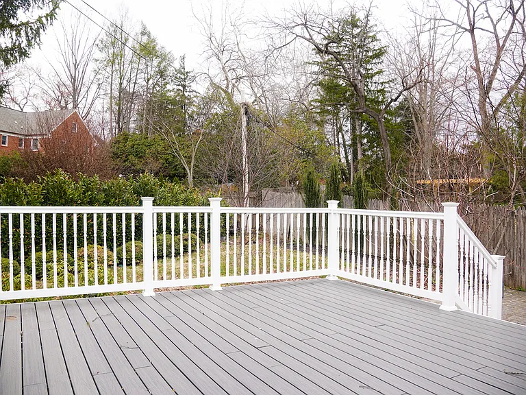 1633 Kalmia Rd NW #1 — Photo 11