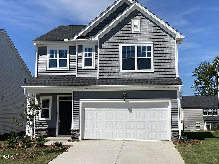 1149 Matterhorn Dr — Photo 2