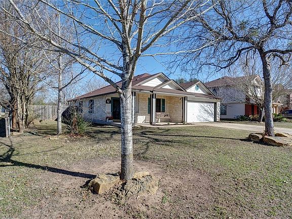 2nd image of 620 Blair Ave