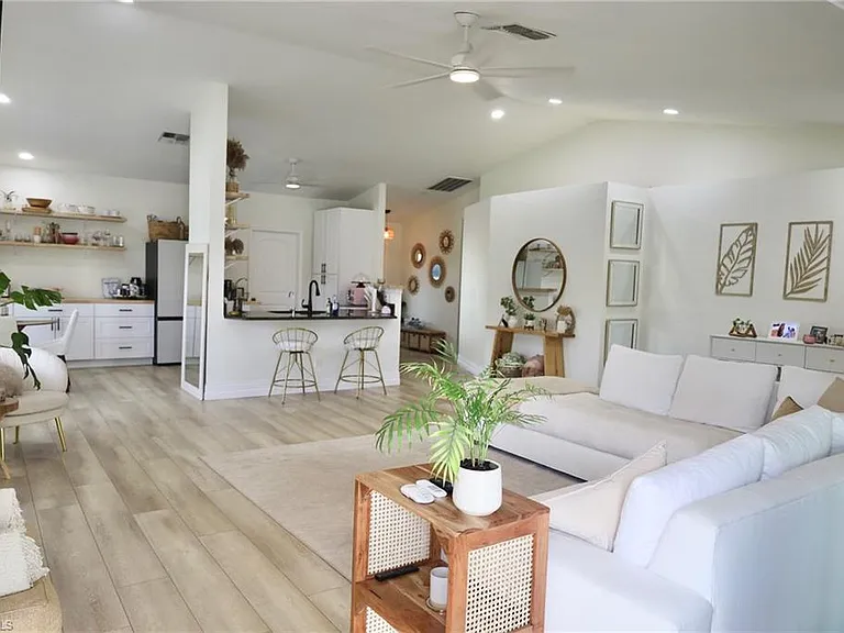 6123 Montego Bay Loop — Photo 5