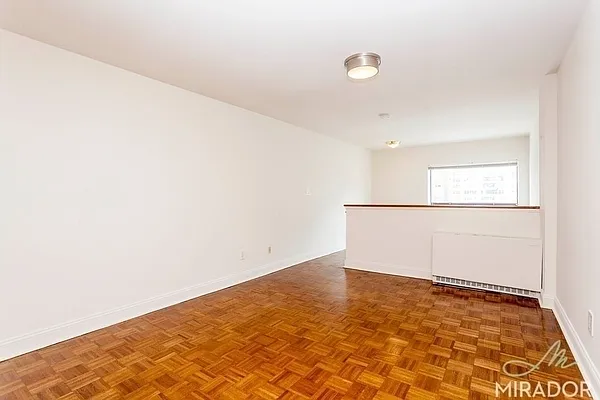 Rented by Mirador Real Estate | media 33