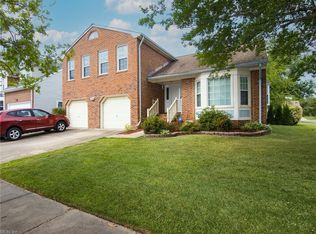 1798 Grey Friars Chas, Virginia Beach, VA 23456