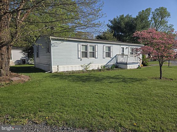 3rd image of 800 York Rd Trailer 41