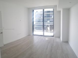 45 SW 9th St APT 3607, Miami, FL 33130