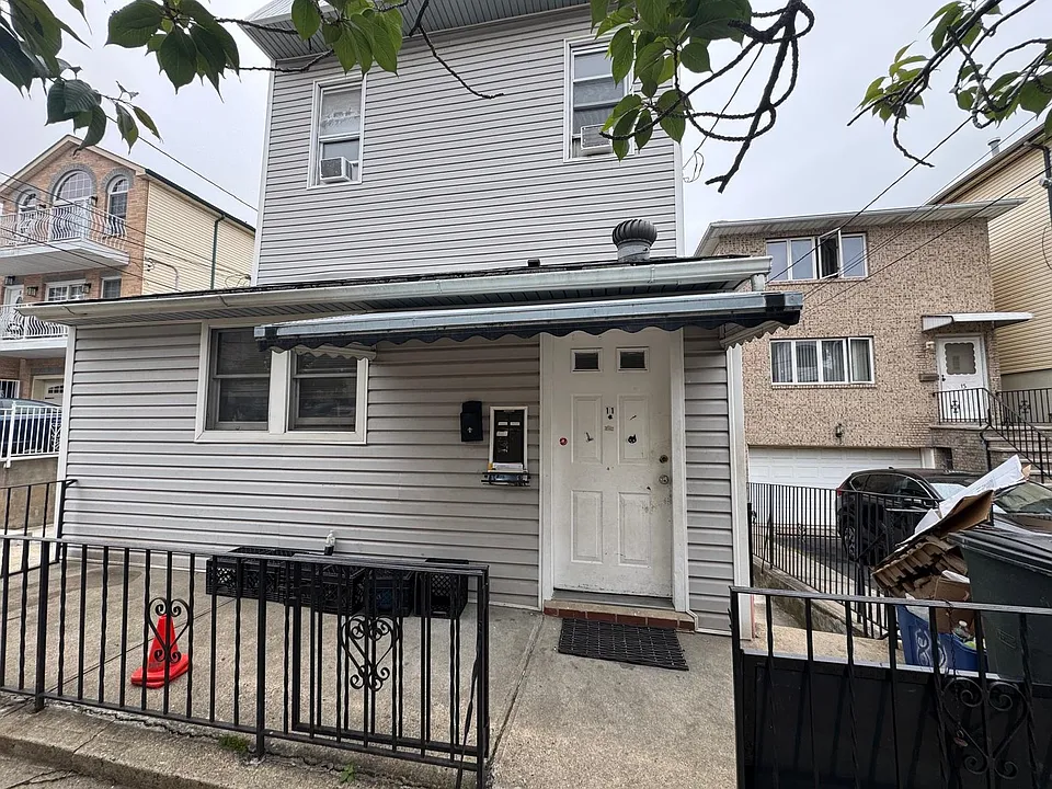 11 Bryant Ave #2