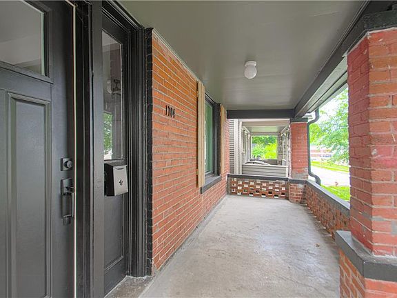4th image of 1704 Lake Ave
