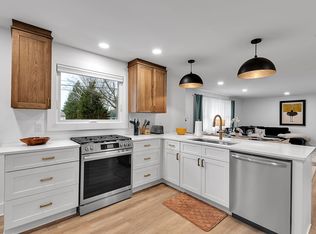 1484 Billington Rd, East Aurora, NY 14052