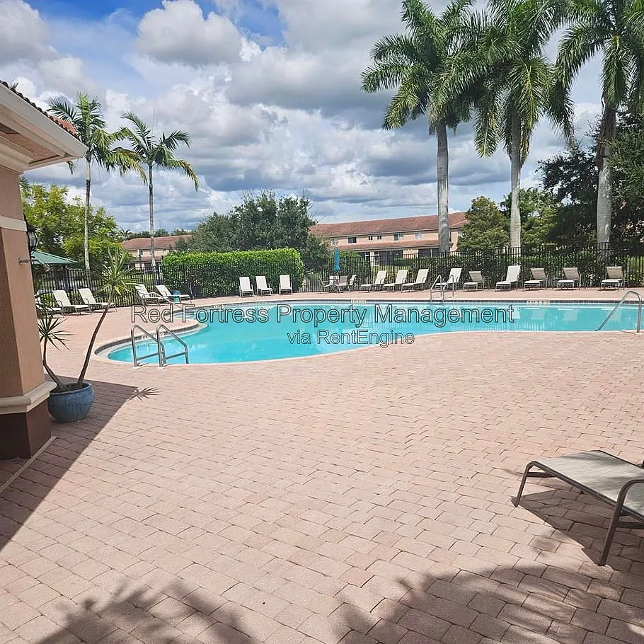 3 bed, 2.5 bath, 1707 sqft, $2,149 — Photo 3