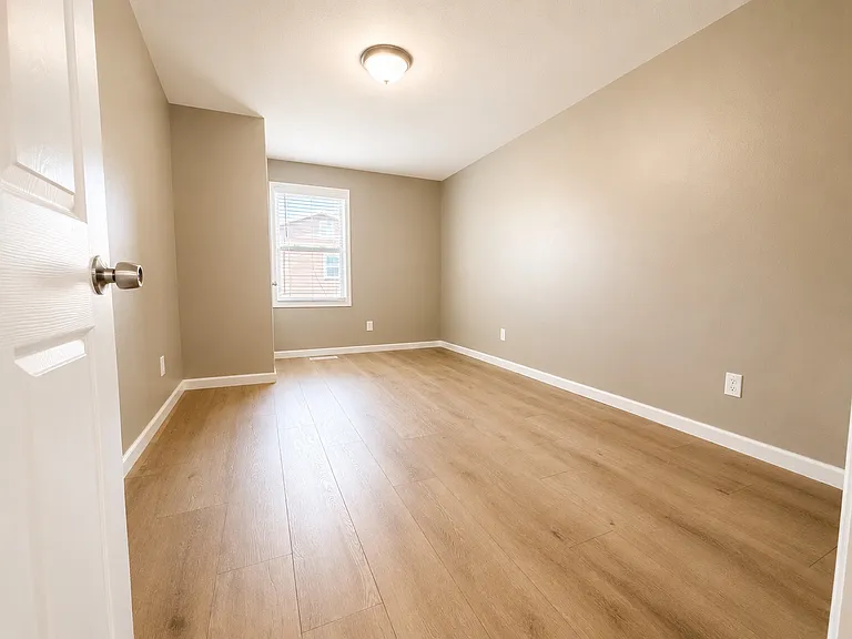 5569 Winchester Rd — Photo 13