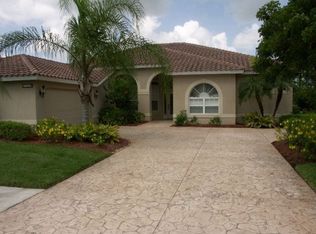 3829 Wax Myrtle Run, Naples, FL 34112