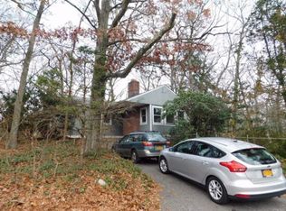 19 Port Washington Rd, Sound Beach, NY 11789