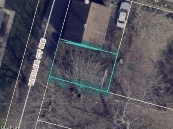 Weiler Ct NE, Canton, OH 44704