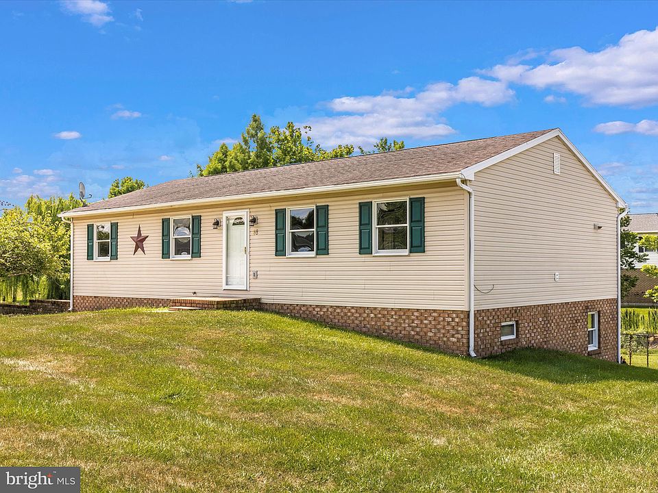 1st image of 48 Brenda Dr